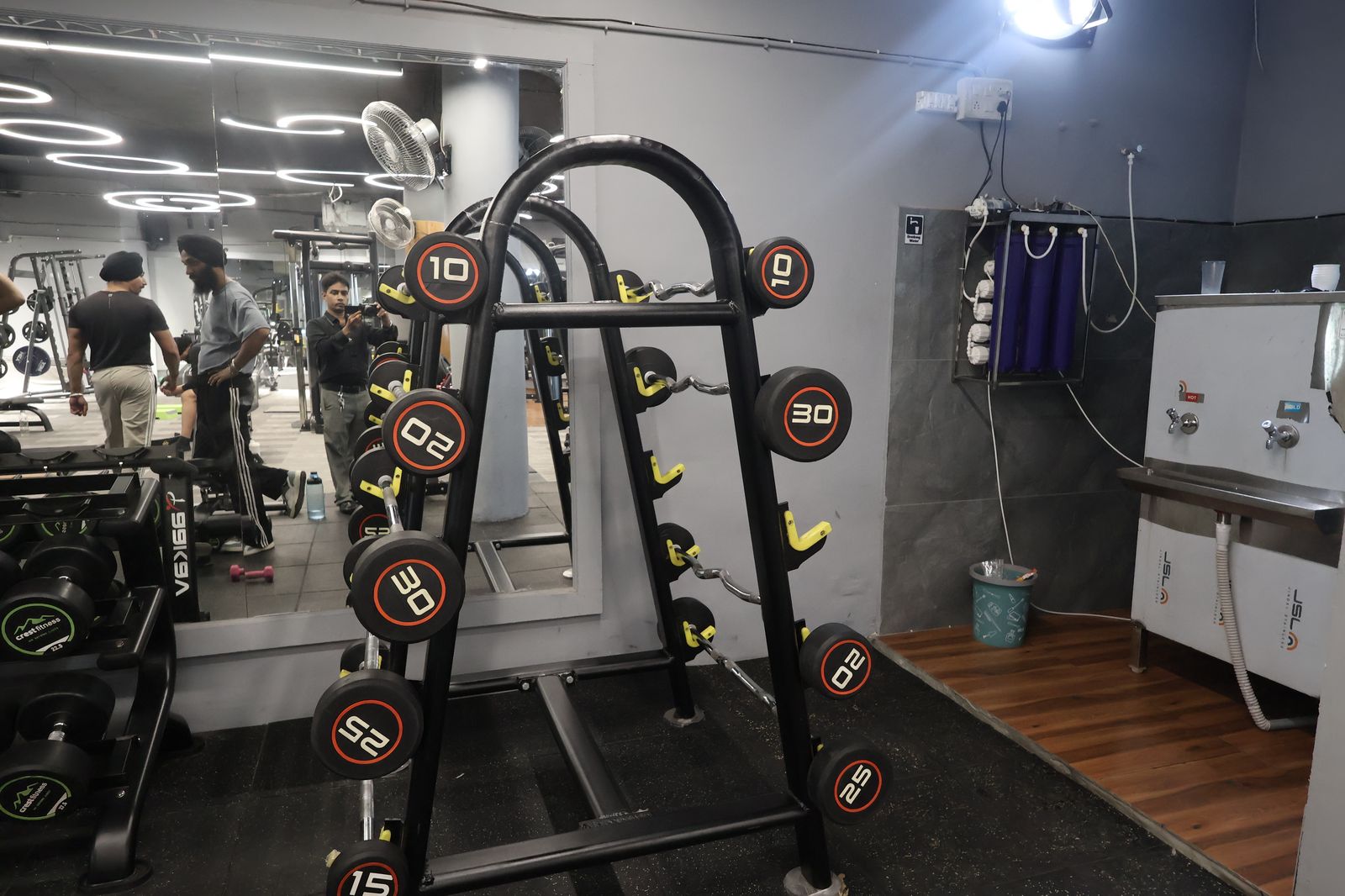 Fixed Barbell Rack — Hey Fitness Patiala